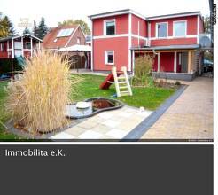 Thumbnail von Familiendomizil mit Nebengelass und tollem Garten