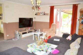 Thumbnail von Familiendomizil mit Nebengelass und tollem Garten