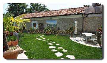 Thumbnail von Immogold Süd-Piemont Landhaus mit Pool und Gästebereich