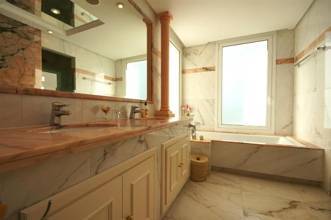 Thumbnail von Luxus-Wohnung in New Golden Mile R2279477