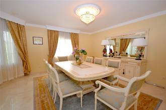 Thumbnail von Luxus-Villa in Nueva Andalucia R2755226
