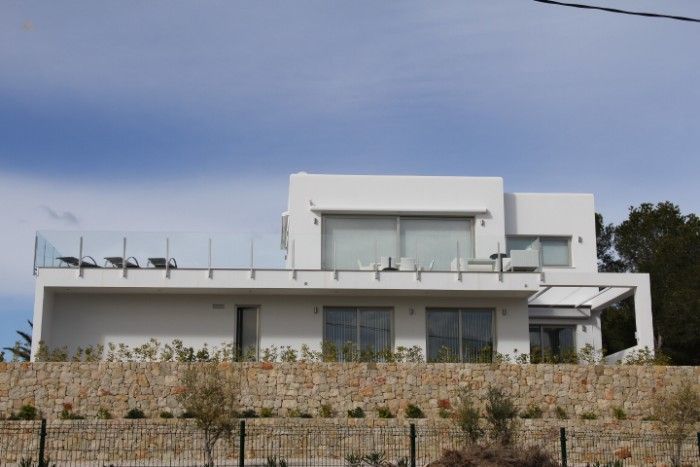 ***Moderne Villa mit Meerblick zu Verkaufen In Moraira***