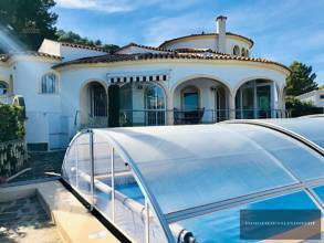 Thumbnail von immobilien-lindstedt.de / HOCHWERTIGE VILLA AM GOLFPLATZ LA SELLA! NICHT VERPASSEN!