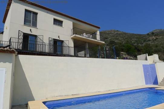 ***Villa in Jalon***