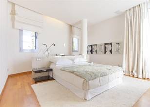 Thumbnail von Luxus-Haus in Sierra Blanca R2434334