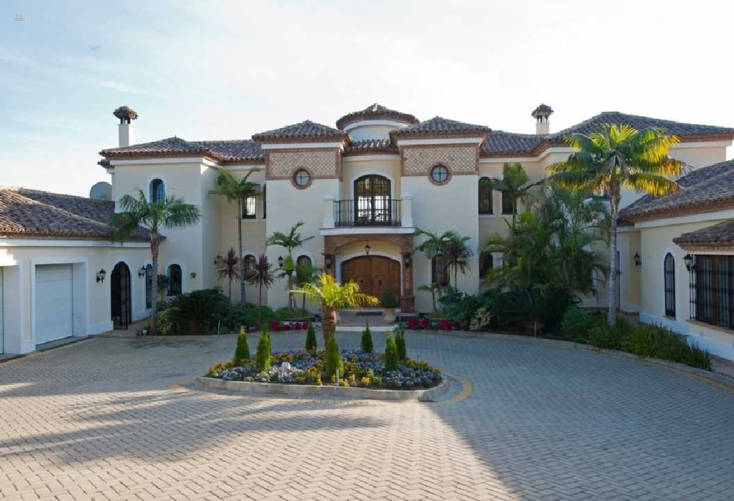 Luxus-Villa in Benahavis JRP099S 