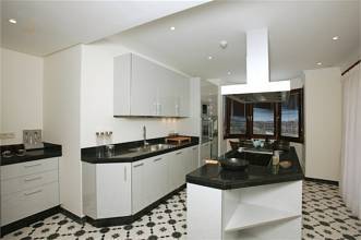 Thumbnail von Luxus-Villa in Benahavis JRP107S