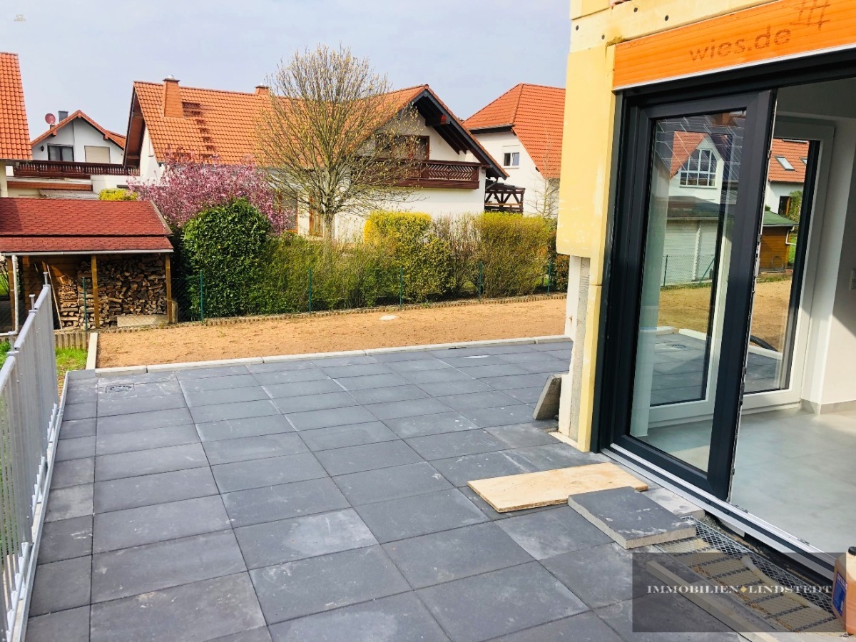 Thumbnail von immobilien-lindstedt.de / NEW CONSTRUCTION! MOVE INTO THIS ATTRACTIVE SEMI-DETACHED HOUSE NOW!