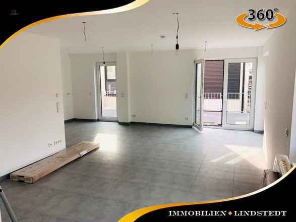 immobilien-lindstedt.de / NEUBAU! BEZIEHEN SIE NUN DIESE ATTRAKTIVE DOPPELHAUSHÄLFTE!