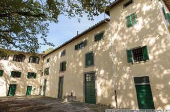 Thumbnail von ehrwürdiges Anwesen mit Villa, Landhaus und weiteren Nebengebäuden