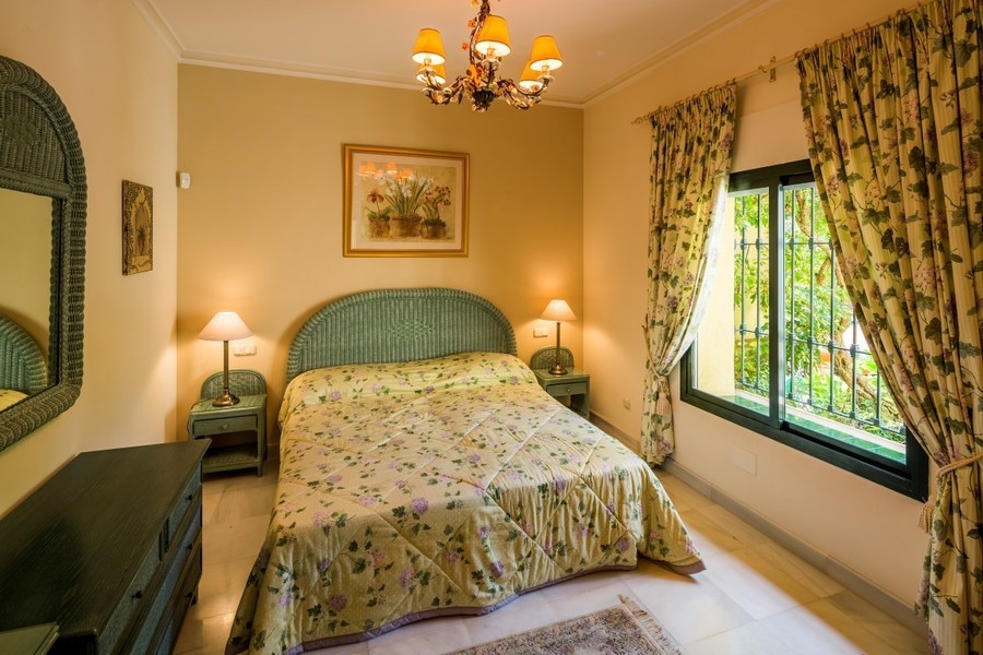 Thumbnail von Luxus-Villa in Guadalmina Baja R2739599