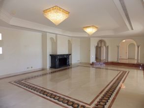 Thumbnail von Luxus-Villa in Sierra Blanca R2737871