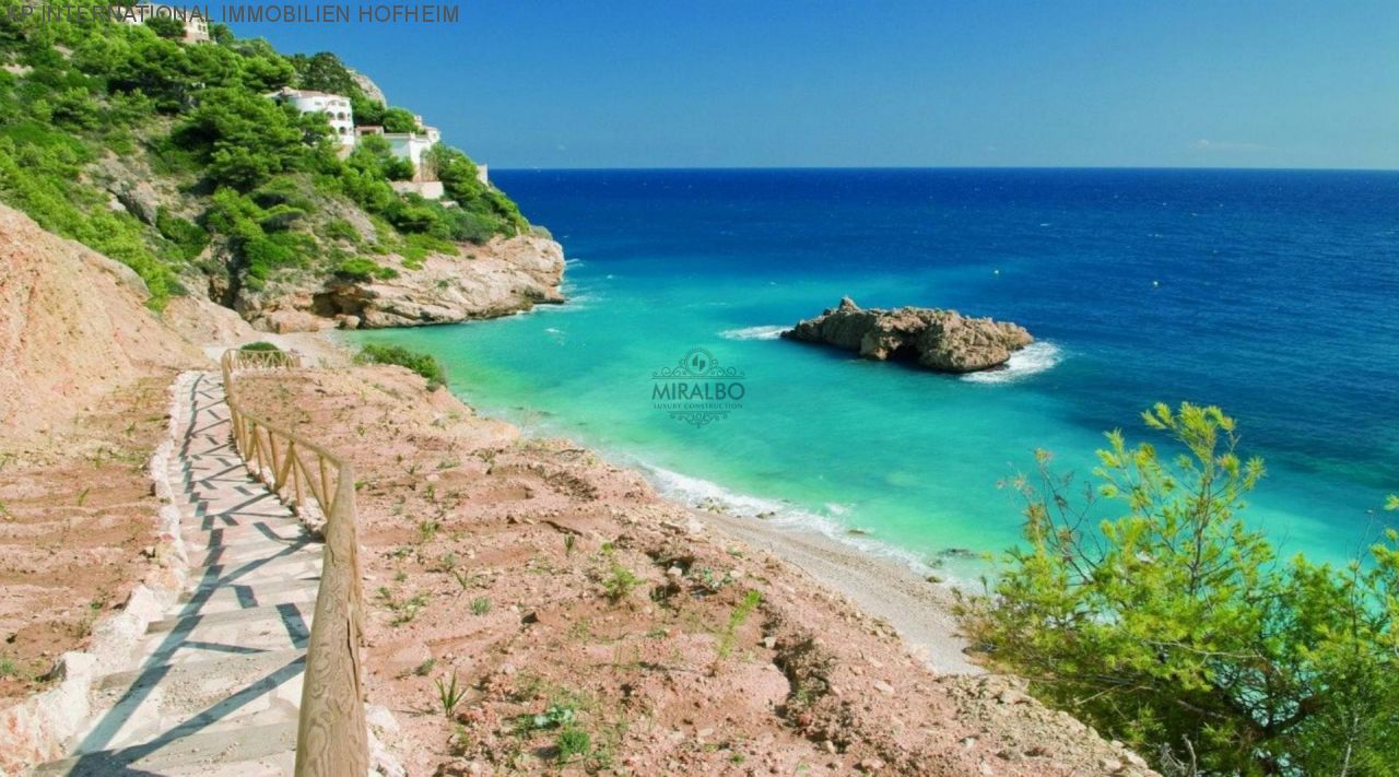 Thumbnail von ***Neubauvilla Enya mit Pool in bester Lage***