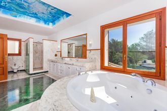 Thumbnail von Luxus-Villa in Sierra Blanca R2674664
