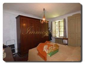 Thumbnail von Immogold L-förmiges piemontesisches Bauernhaus