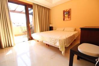 Thumbnail von ***LUXURIÖSES DUPLEX-PENTHOUSE IN ERSTER STRANDLINIE VON MAR AZUL IN ESTEPONA***