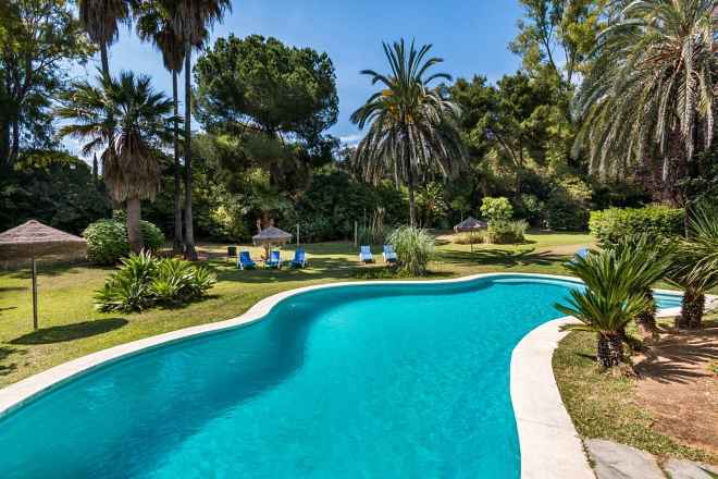 ***WOHNUNG AN DER GOLDENEN MEILE IN MARBELLA IN TOP-LAGE***