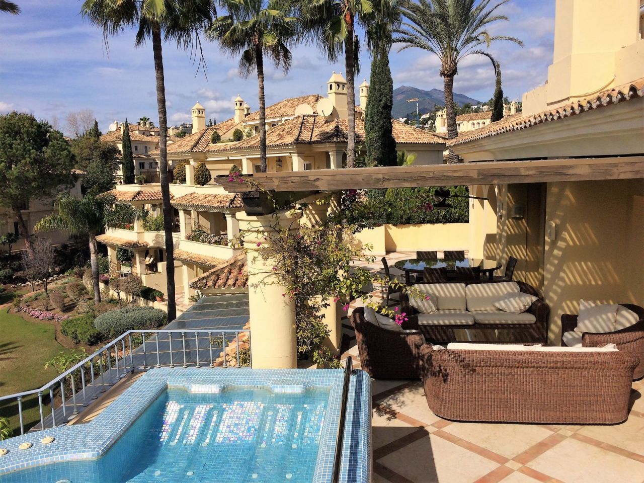 Thumbnail von ***SCHÖNES DUPLEX-PENTHOUSE IN NUEVA ANDALUCIA***