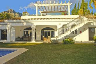 Thumbnail von ***EBENERDIGE MODERNE VILLA IN DER SIERRA BLANCA AUF DER GOLDENEN MEILE VON MARBELLA***