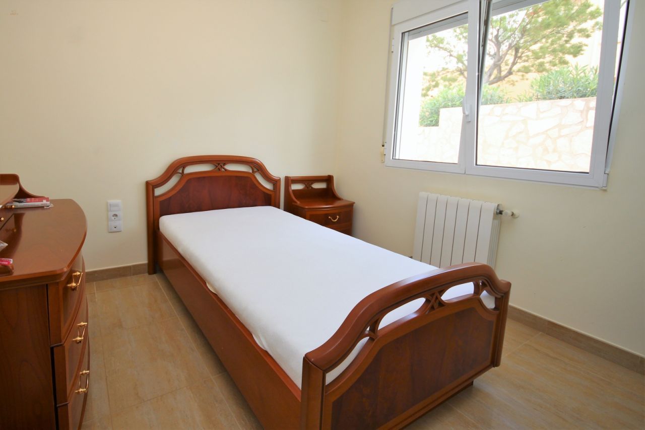 Thumbnail von ***Fantastische Villa mit Pool und Gästeappartement***