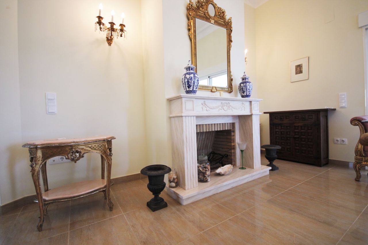 Thumbnail von ***Fantastische Villa mit Pool und Gästeappartement***