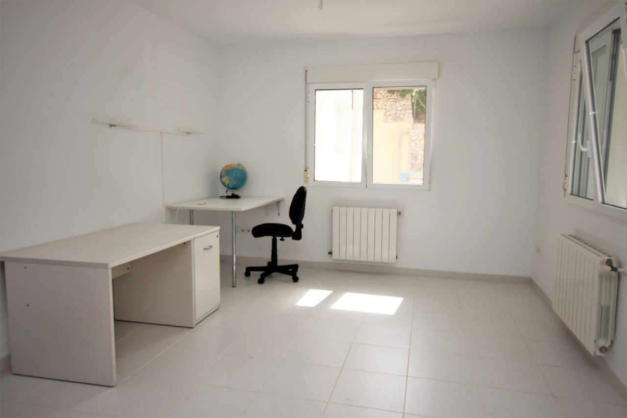 Thumbnail von ***Fantastische Villa mit Pool und Gästeappartement***