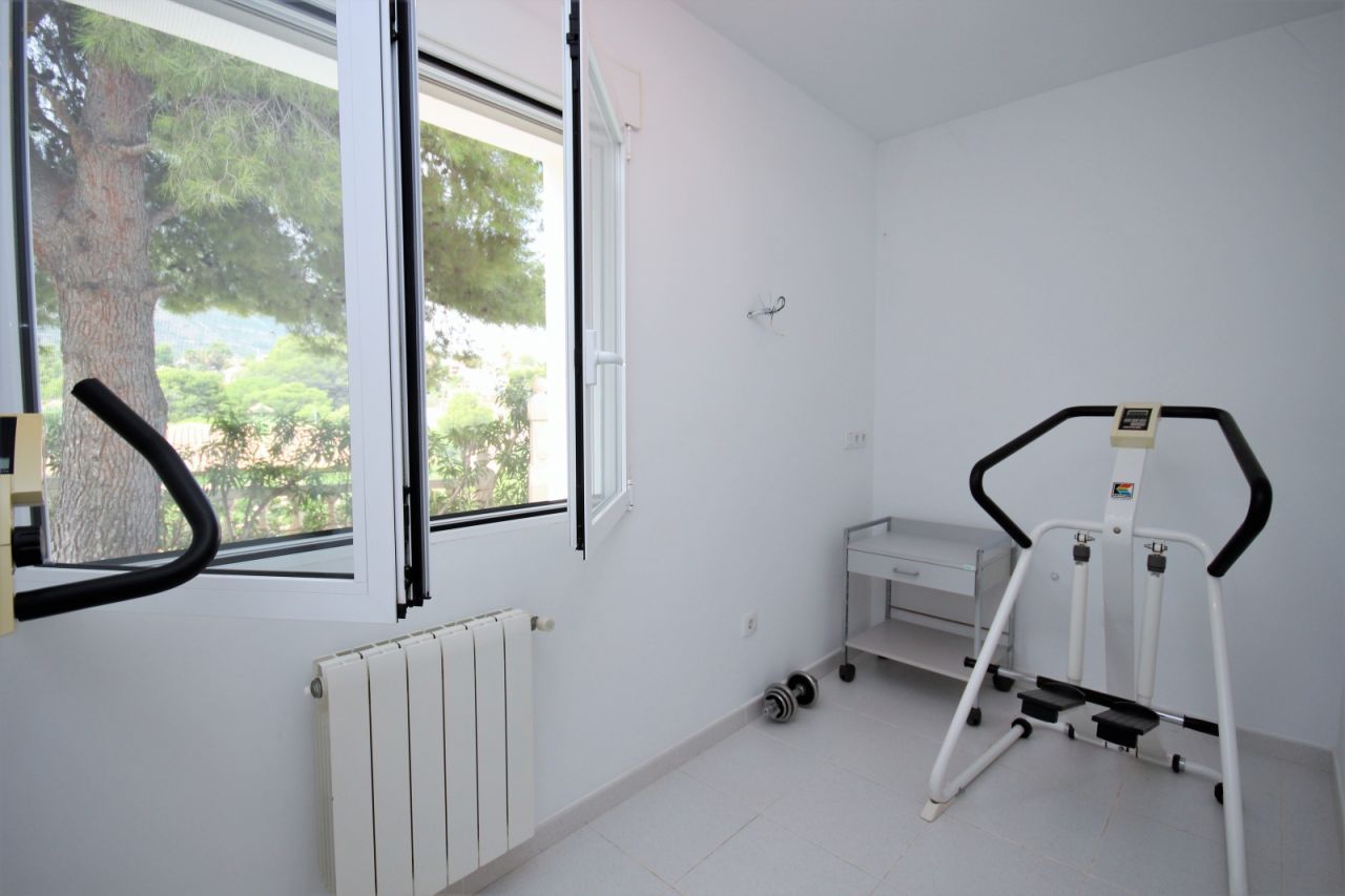 Thumbnail von ***Fantastische Villa mit Pool und Gästeappartement***