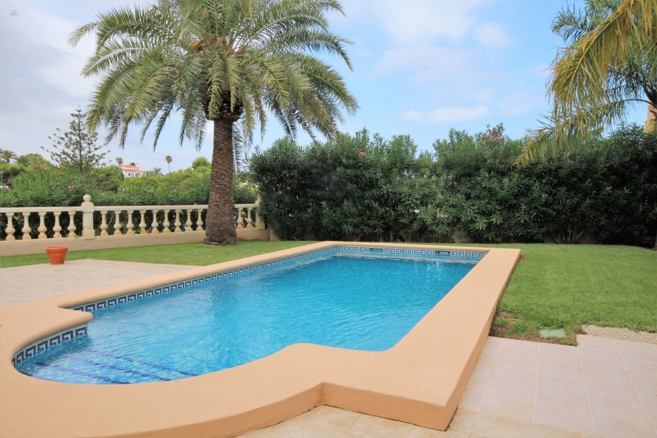 Thumbnail von ***Fantastische Villa mit Pool und Gästeappartement***