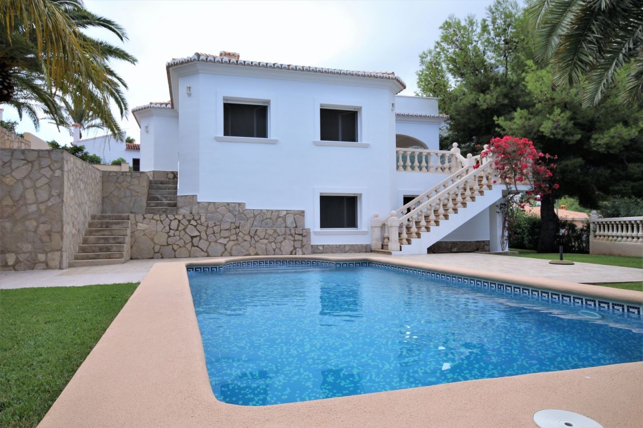 Thumbnail von ***Fantastische Villa mit Pool und Gästeappartement***