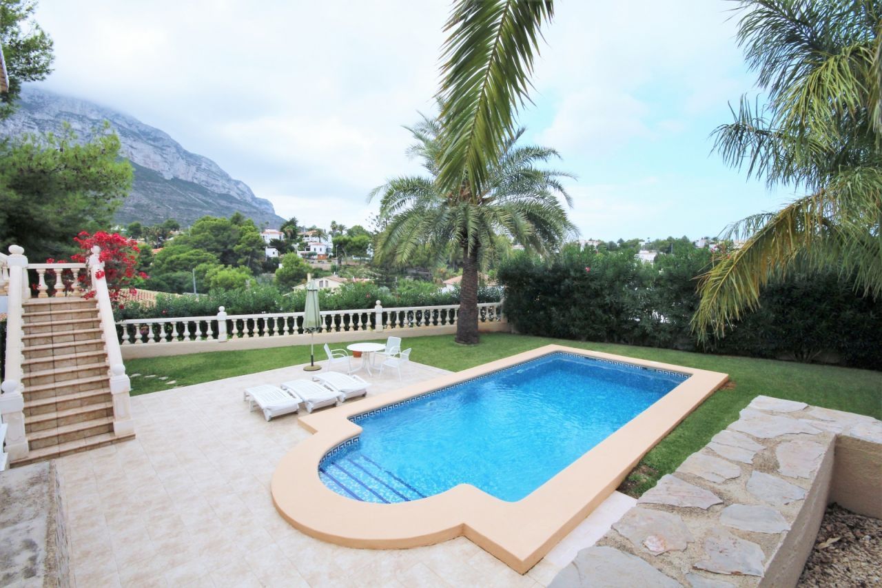 Thumbnail von ***Fantastische Villa mit Pool und Gästeappartement***