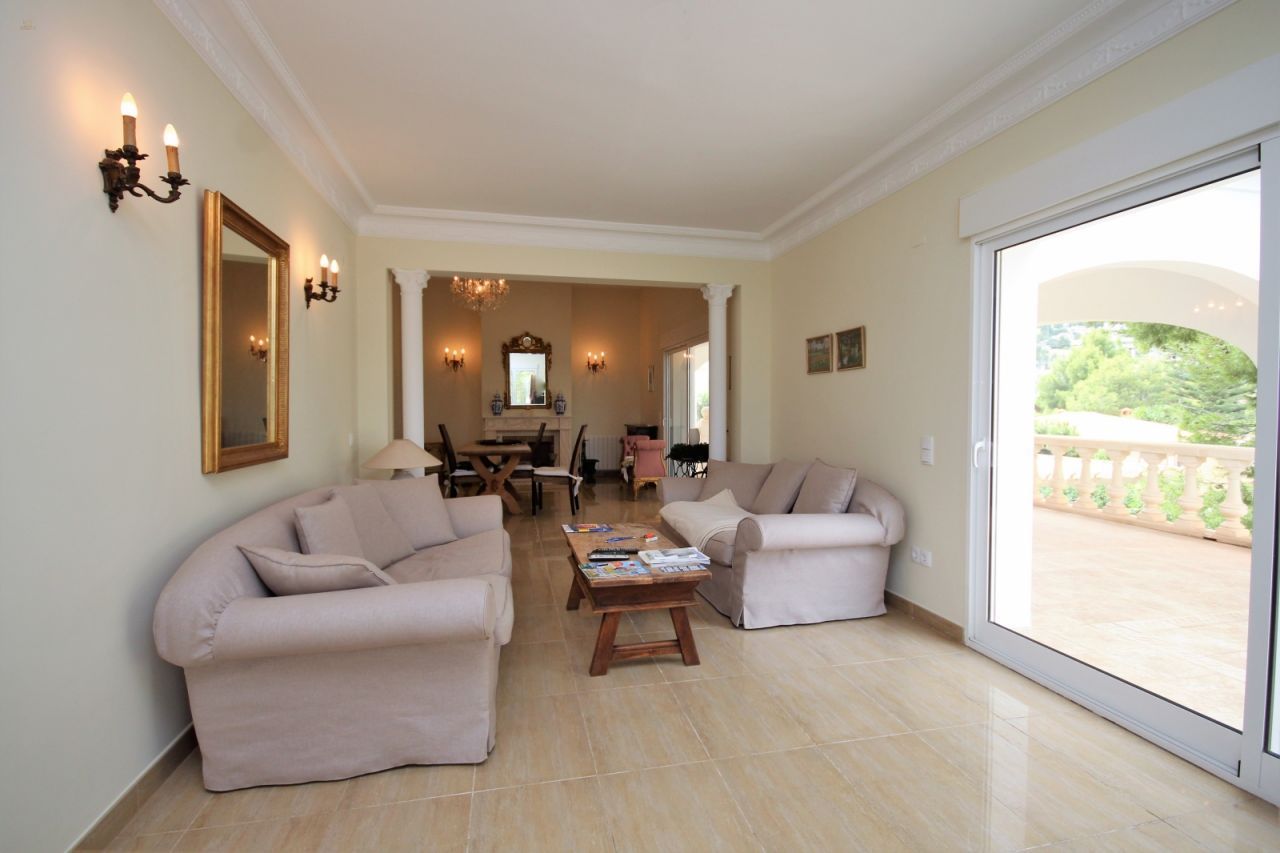 Thumbnail von ***Fantastische Villa mit Pool und Gästeappartement***