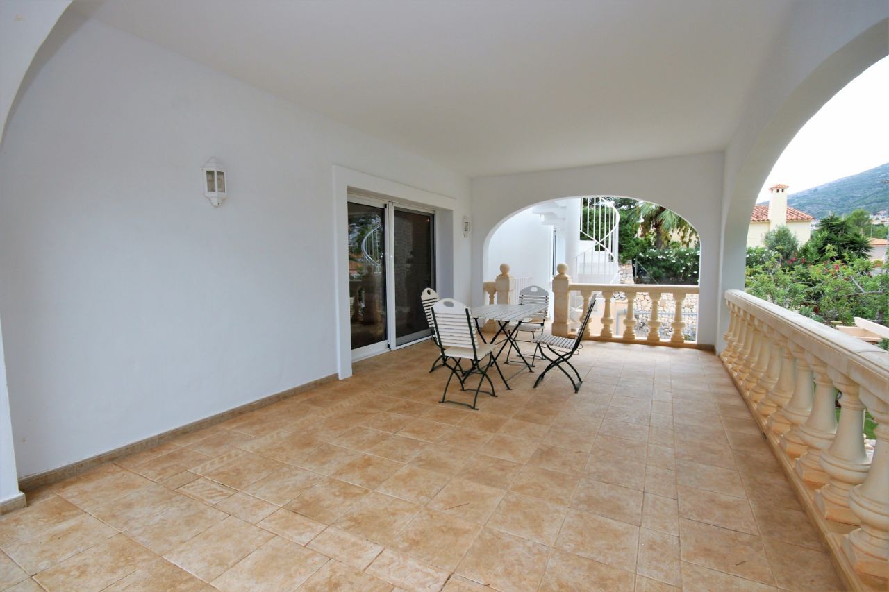 Thumbnail von ***Fantastische Villa mit Pool und Gästeappartement***