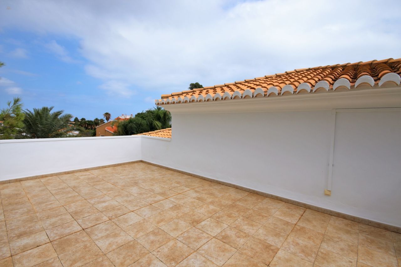 Thumbnail von ***Fantastische Villa mit Pool und Gästeappartement***