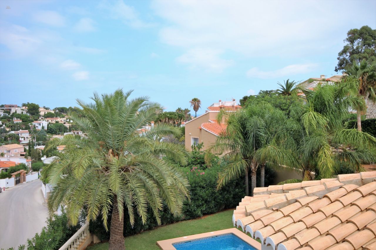 Thumbnail von ***Fantastische Villa mit Pool und Gästeappartement***