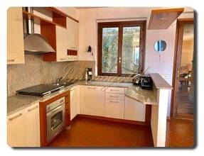 Thumbnail von Immogold schönes Reiheneckhaus in sonniger Lage mit Traumblick auf den Luganer See.