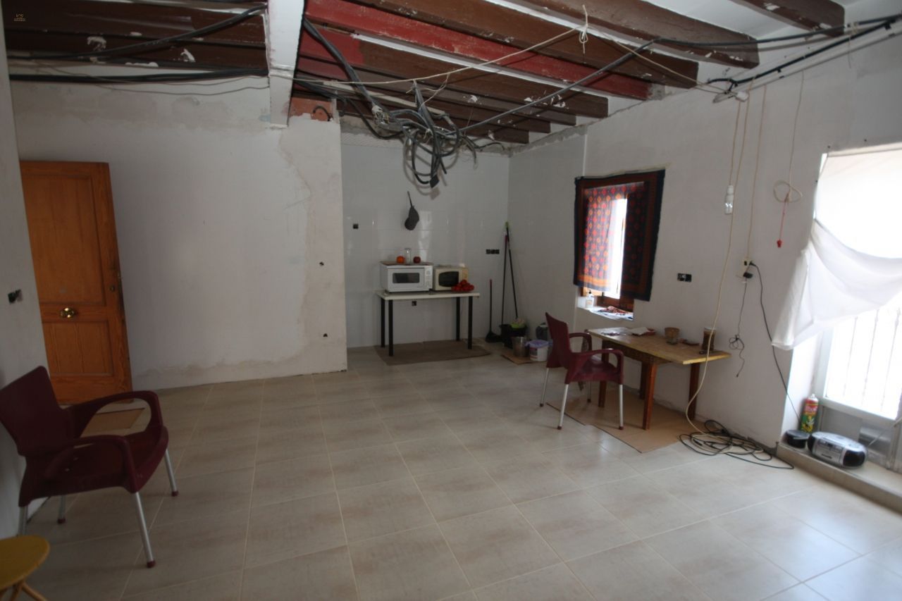 Thumbnail von ***Neuwertiges Restaurant mit eigener Wohnung in guter Lage von Denia***