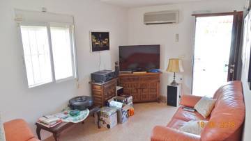 Thumbnail von ***Kleines Reihenhaus mit 2 Schlafzimmern, Terrasse und Vorgartengrundstück***