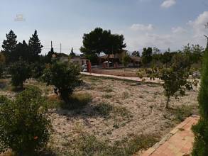 Thumbnail von ***Villa auf großzügigem Grundstück mit Swimmingpool im Raum Busot***