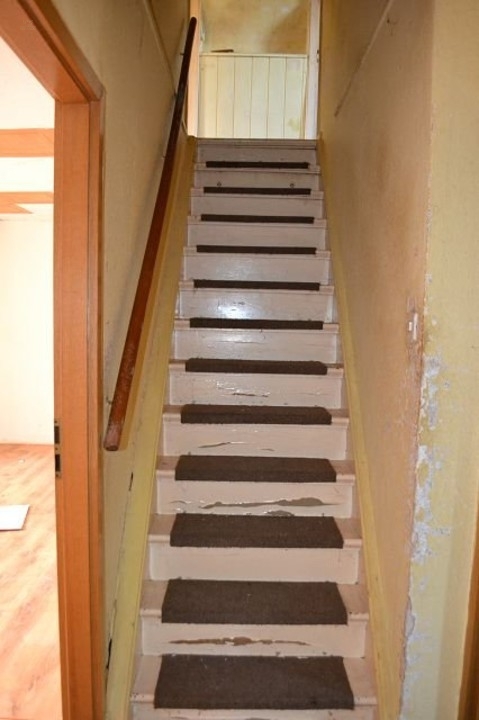 Thumbnail von Bezugsfreies Handwerkerobjekt mit Garten und Garage