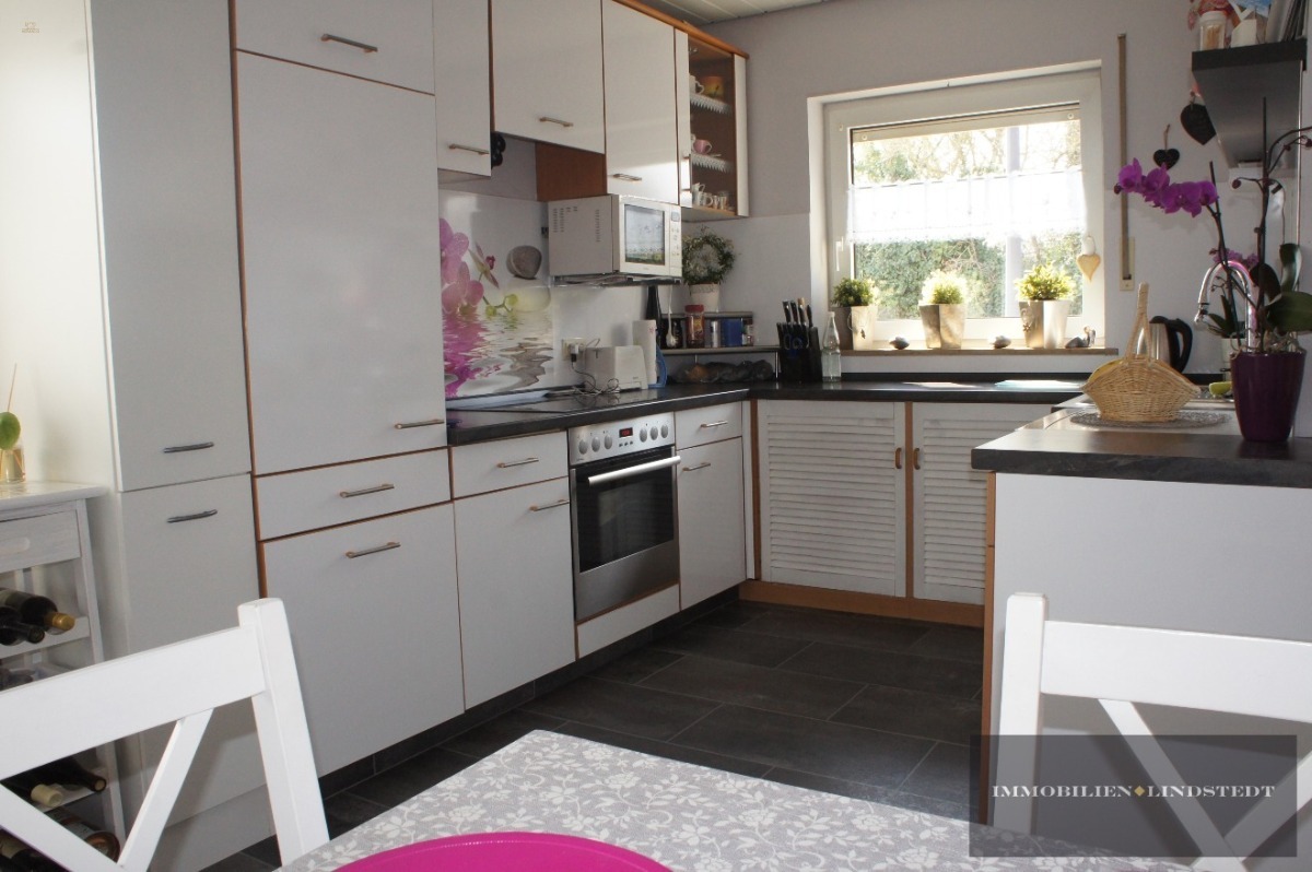 Thumbnail von immobilien-lindstedt.de / LIEBLINGSGARTEN, LIEBLINGSLAGE, LIEBLINGSHAUS! HIER IN ERBES-BÜDESHEIM!