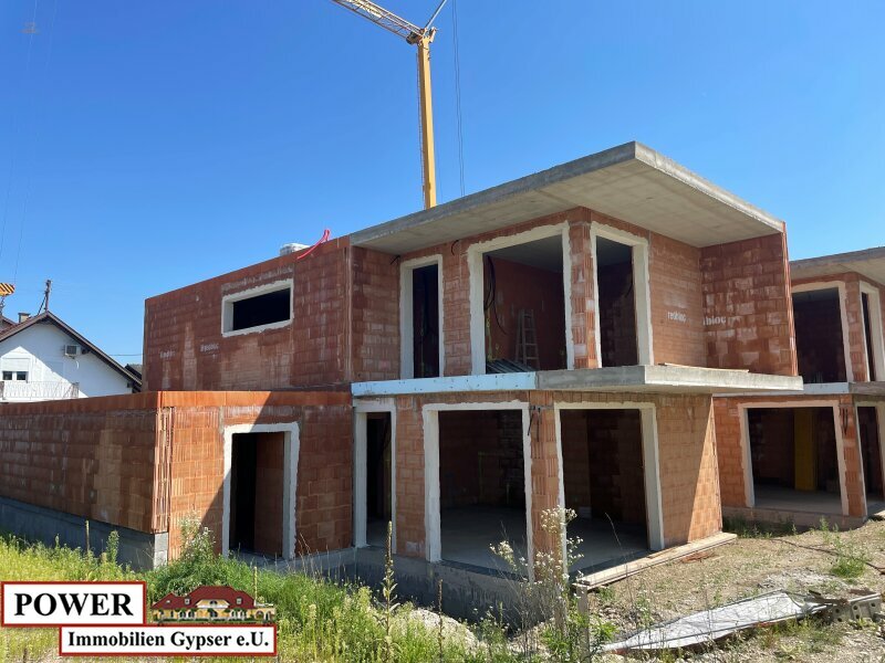 Ihr TRAUMHAUS in kurzer Bauzeit von der Firma PI Bau GmbH !! Auch nur Rohbau möglich !!!