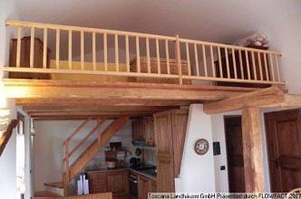 Thumbnail von freistehendes Haus mit zwei Wohneinheiten und Garten