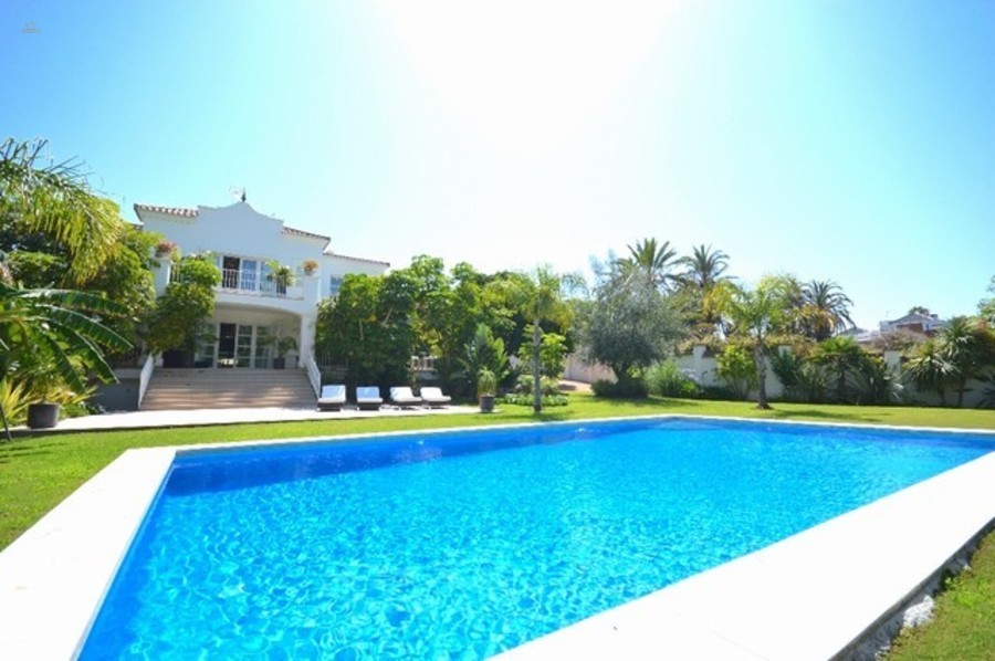 Luxus-Villa in Nueva Andalucia R2693177 