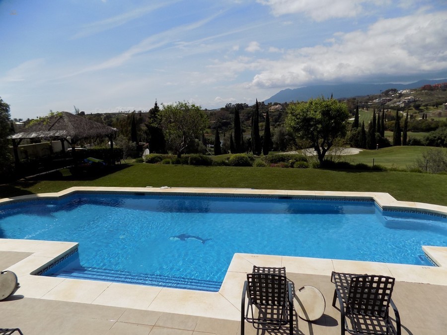 Luxus-Villa in Los Flamingos R2641952