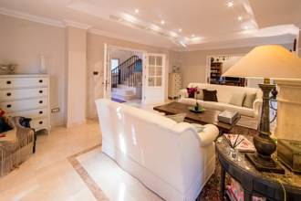 Thumbnail von Luxus-Villa in Los Monteros R2804150