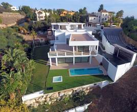 Thumbnail von Luxus-Villa in El Rosario R2807600