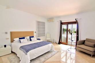 Thumbnail von Luxus-Villa in Sierra Blanca R2806271