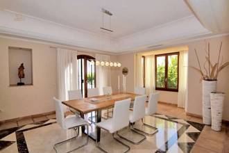 Thumbnail von Luxus-Villa in Sierra Blanca R2806271