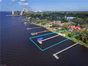 Thumbnail von 2490 McGregor Boulevard