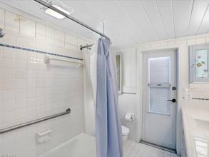 Thumbnail von 4280 Estero Boulevard